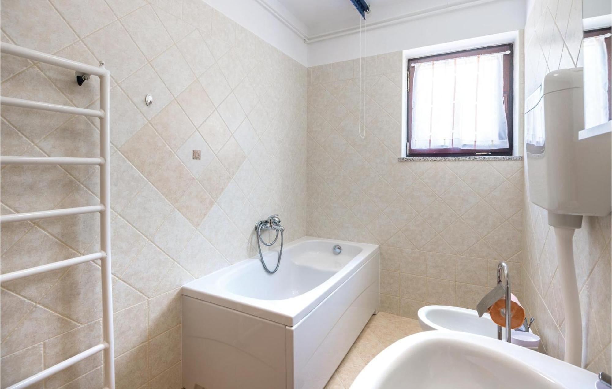 Amazing Apartment In Veprinac With Kitchen Extérieur photo